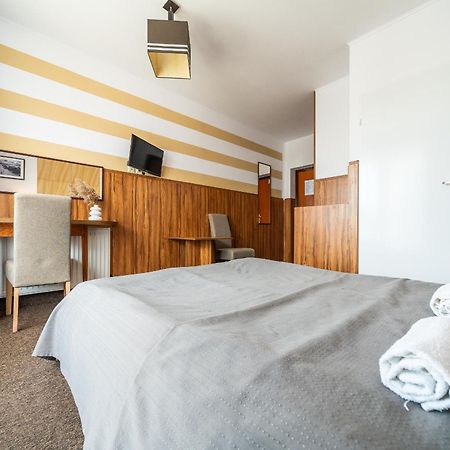 Max Apartamenty - Pokoje - Domki - Restauracja - Basen Mielno  Dış mekan fotoğraf