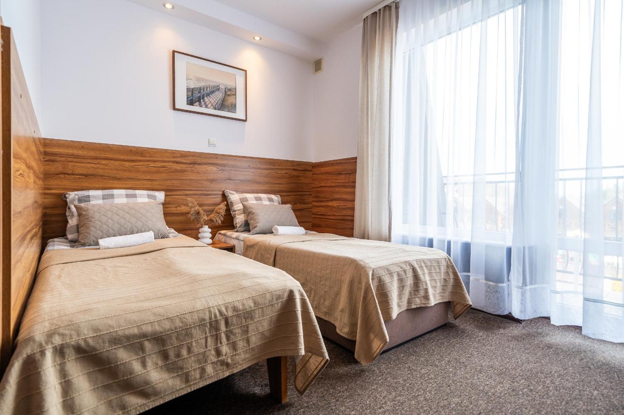 Max Apartamenty - Pokoje - Domki - Restauracja - Basen Mielno  Dış mekan fotoğraf
