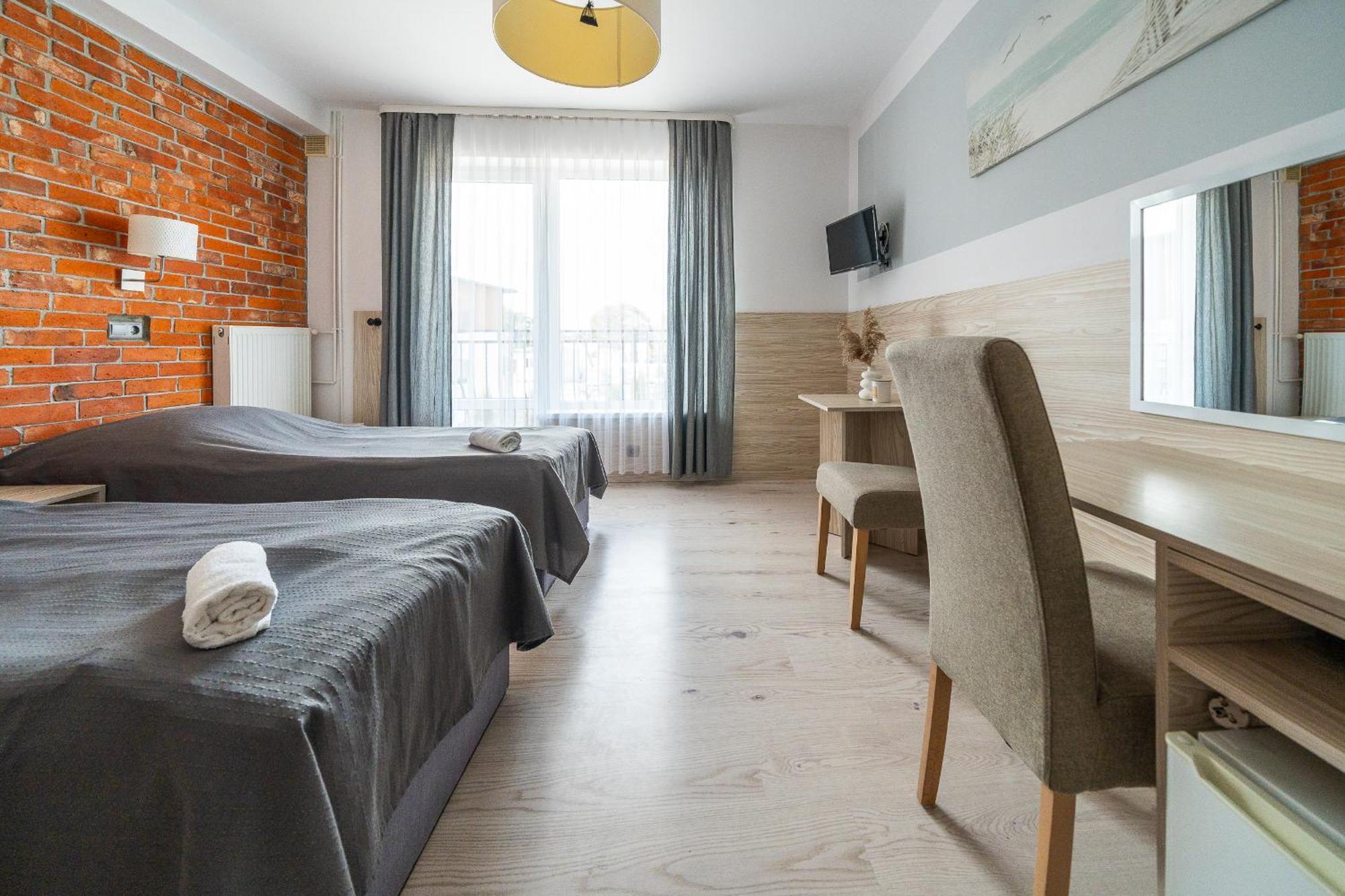 Max Apartamenty - Pokoje - Domki - Restauracja - Basen Mielno  Dış mekan fotoğraf