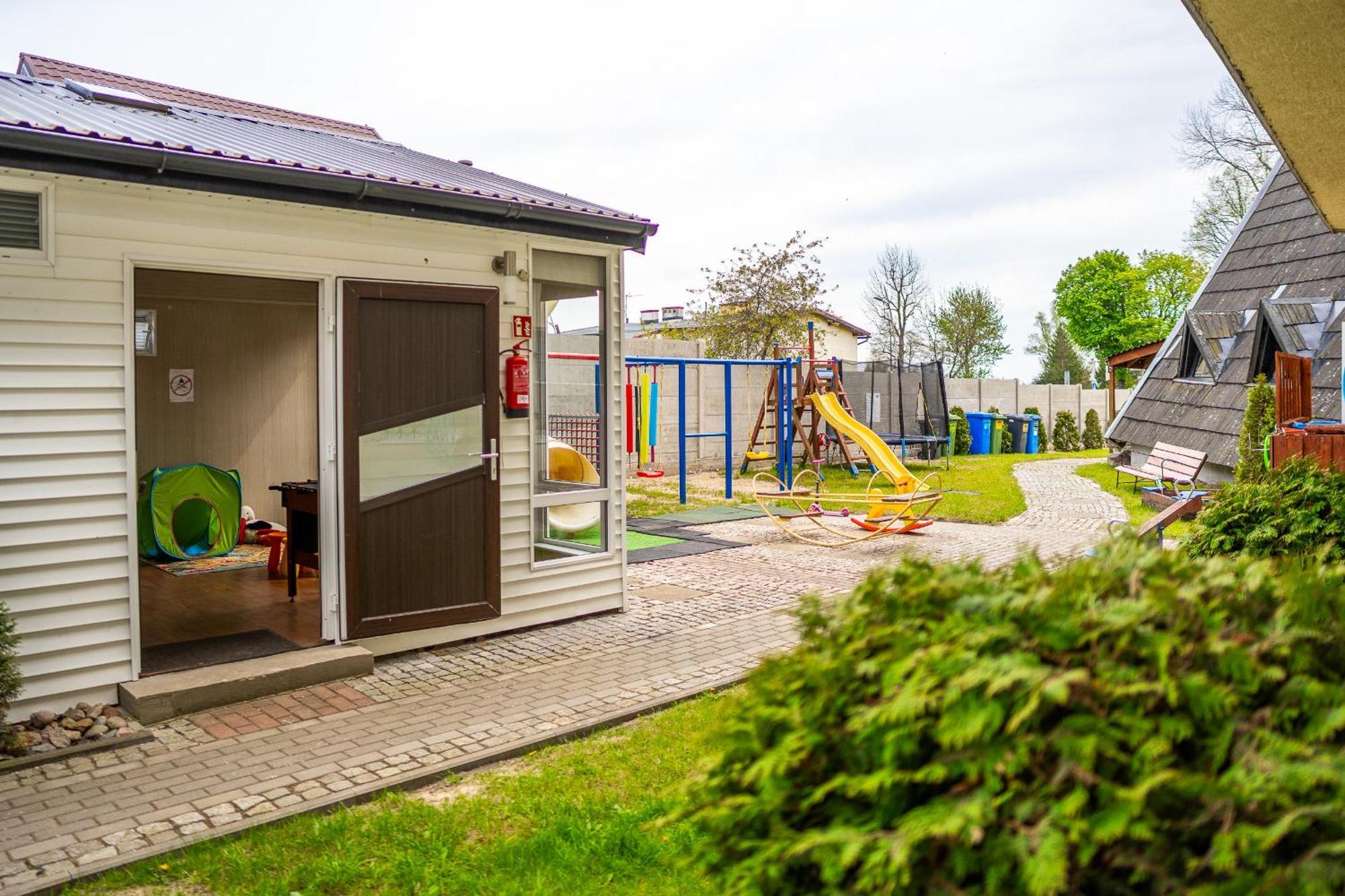 Max Apartamenty - Pokoje - Domki - Restauracja - Basen Mielno  Dış mekan fotoğraf