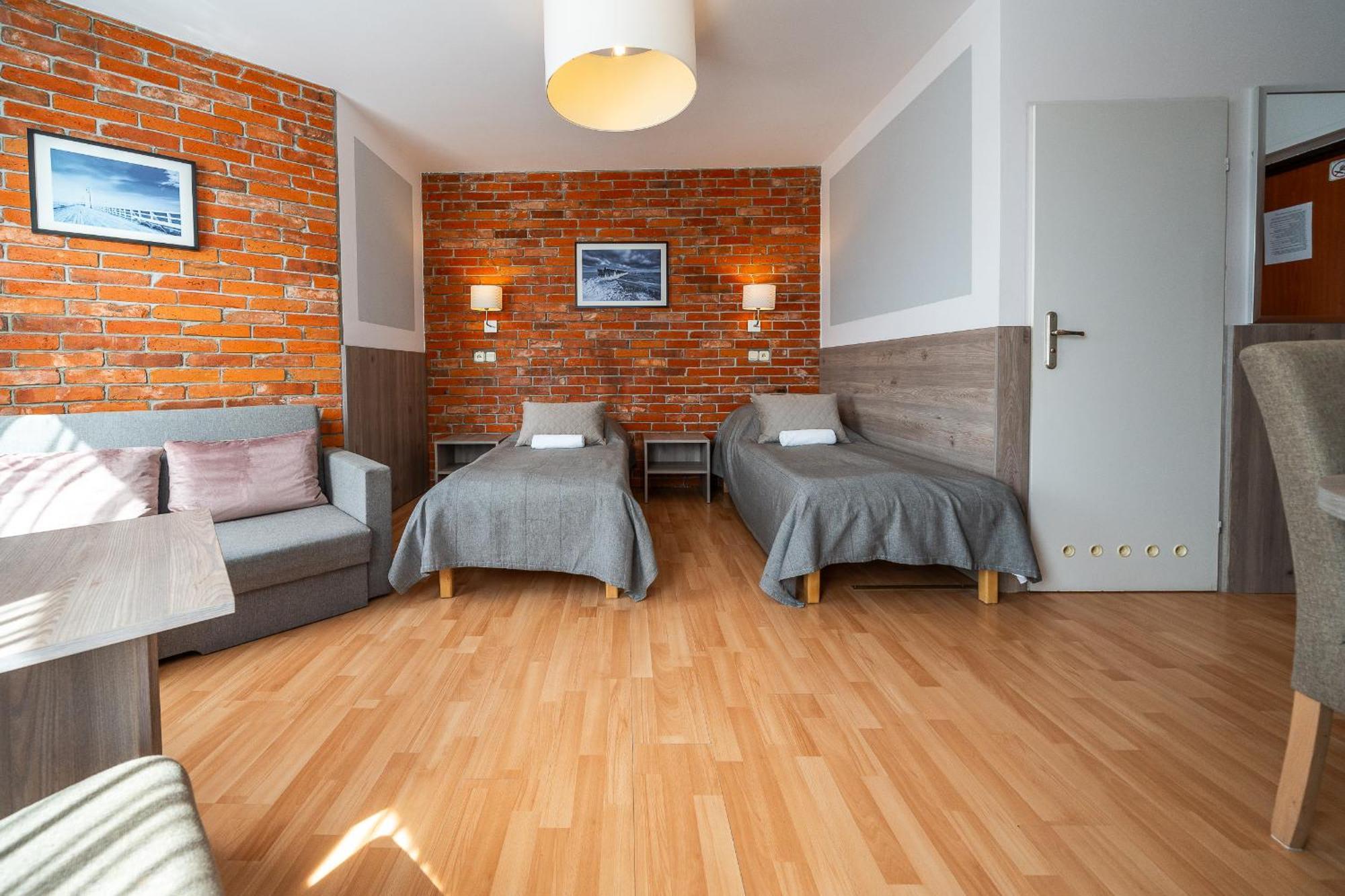 Max Apartamenty - Pokoje - Domki - Restauracja - Basen Mielno  Dış mekan fotoğraf