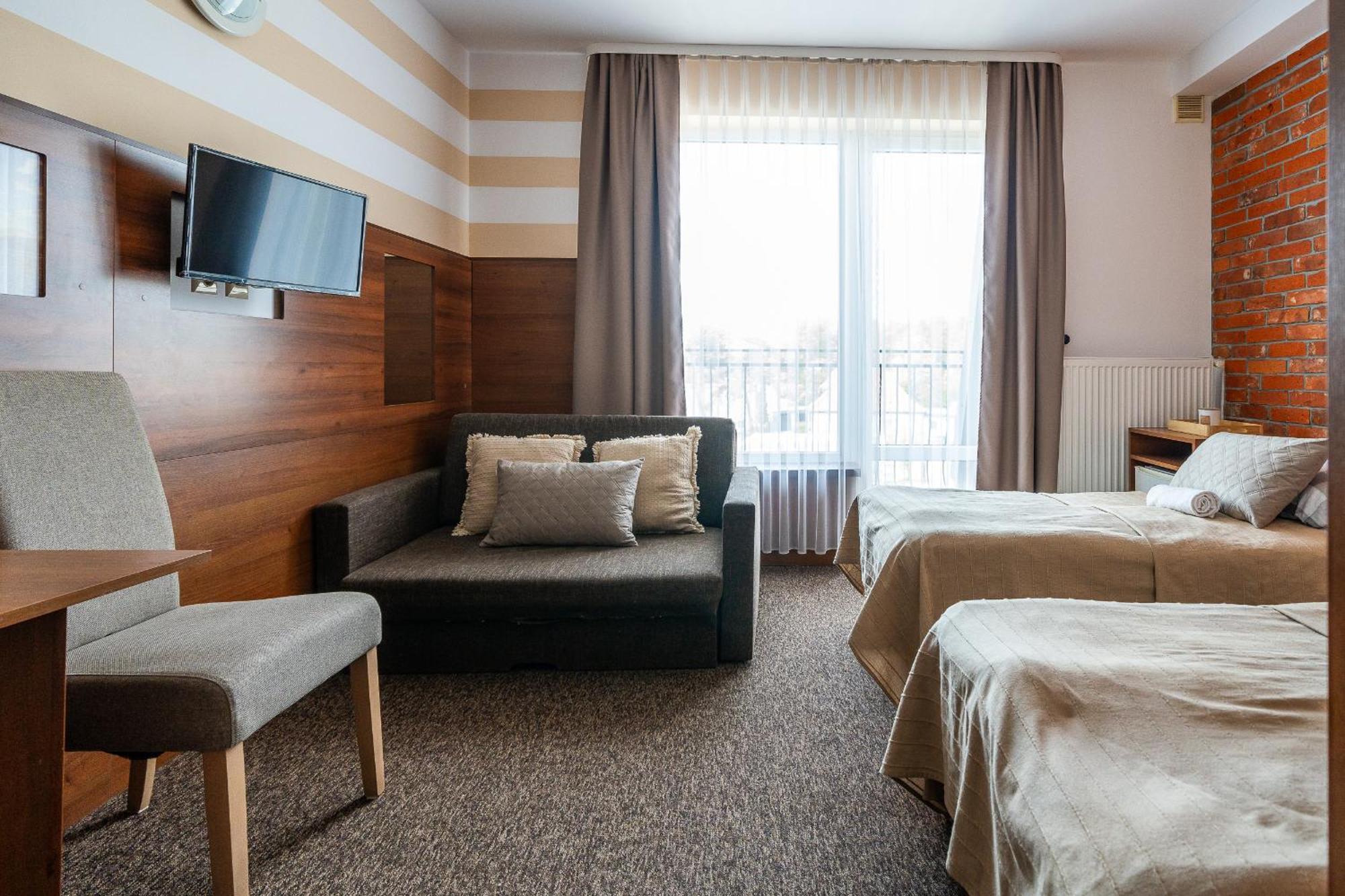 Max Apartamenty - Pokoje - Domki - Restauracja - Basen Mielno  Dış mekan fotoğraf