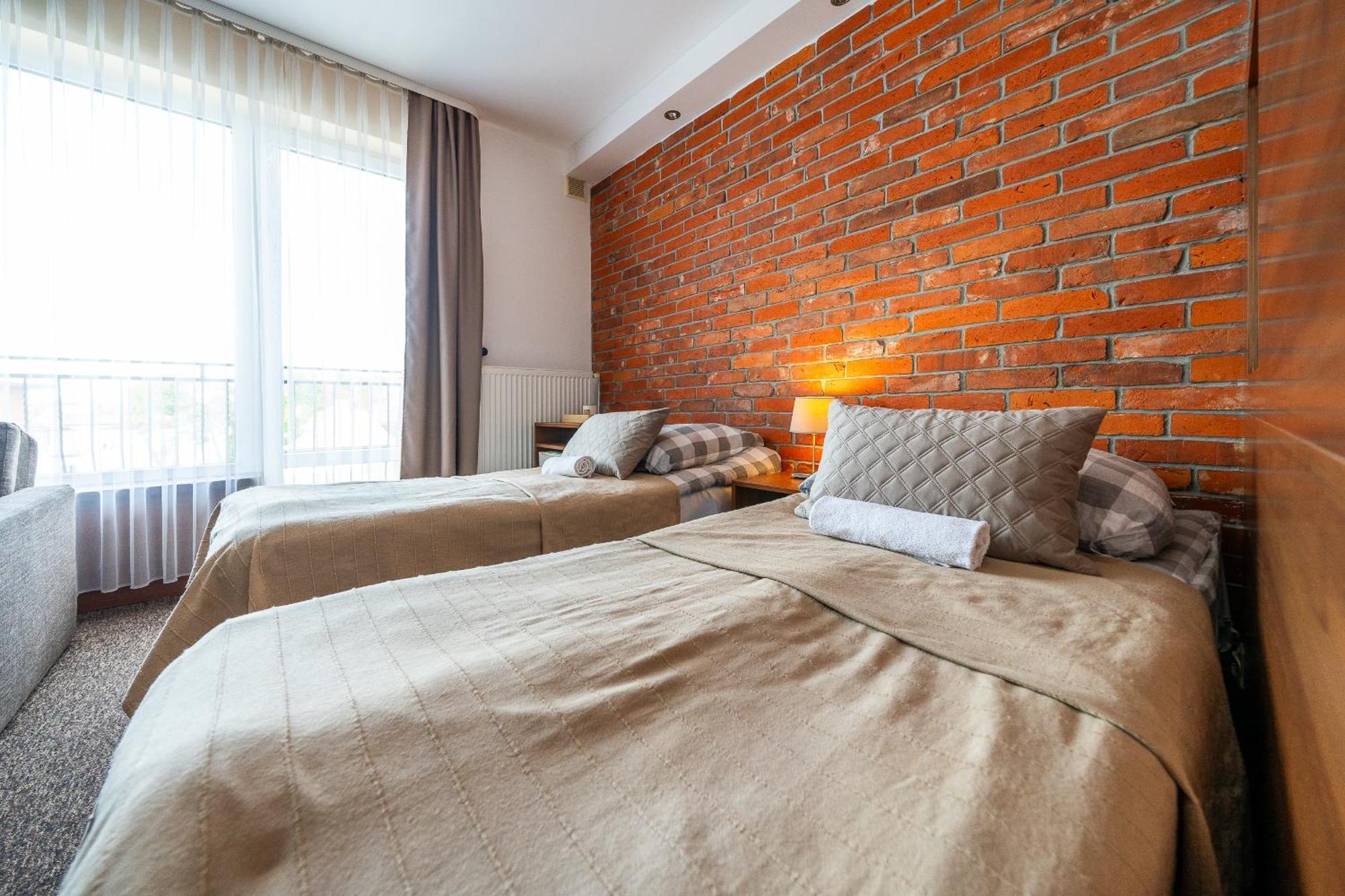 Max Apartamenty - Pokoje - Domki - Restauracja - Basen Mielno  Dış mekan fotoğraf